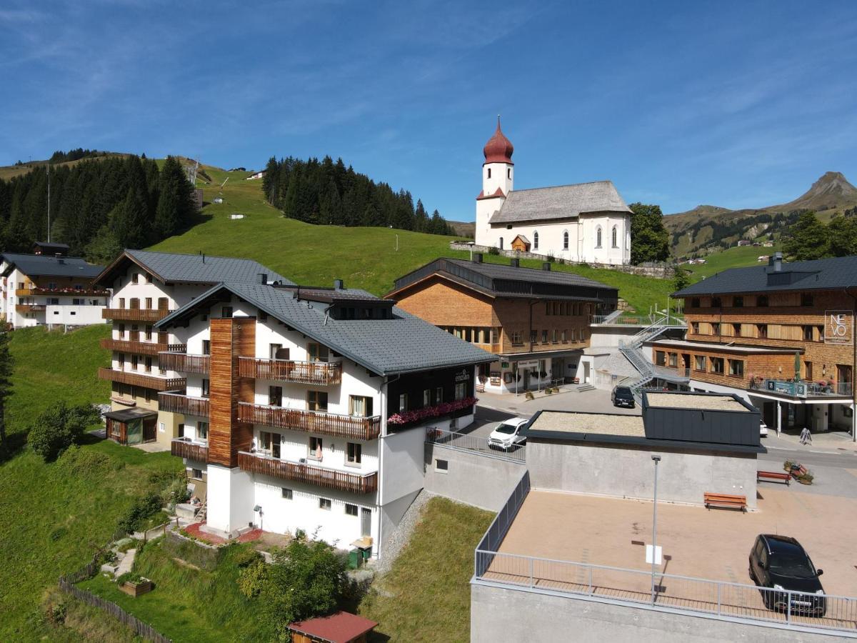 Hotel Garni Enzian Damüls Exterior foto